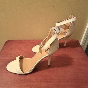 White heeled sandal